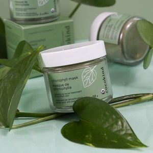 Cocokind chlorophyll face mask